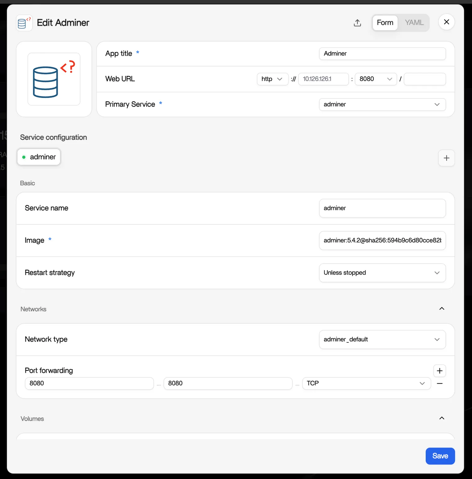 Página Edit Adminer com configuração de serviços, redes e a porta 8080