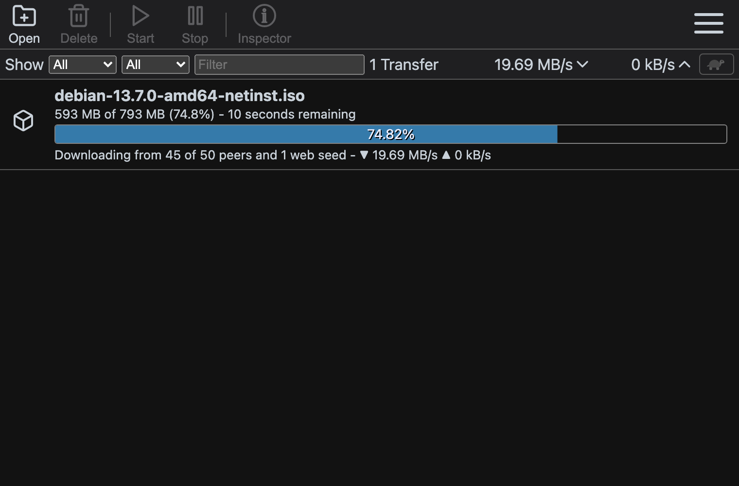 Transmission 正在下载 Debian netinst ISO
