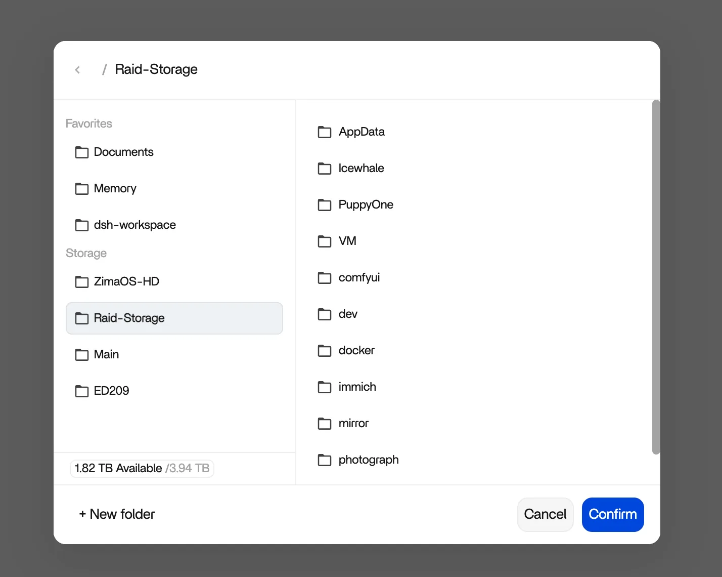 Data Migration wizard showing storage space selection with the Next button
